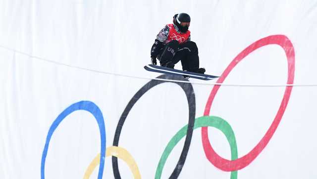 Shaun White nails pressure-packed halfpipe qualifying run - Vimarsana News