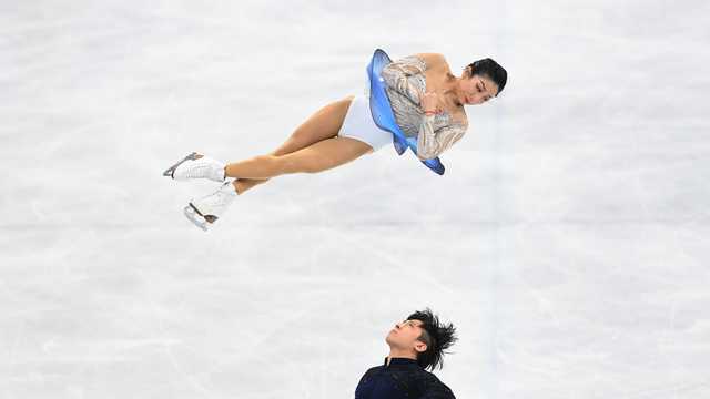 Olympics Highlights: Watch Sui Wenjing, Han Cong win gold with highest pairs score ever - Vimarsana News