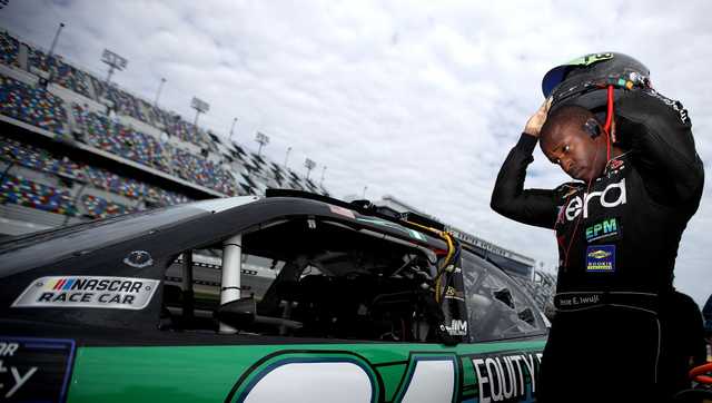 Xfinity Series team debut: Jesse Iwuji partners with NFL Hall of Famer Emmitt Smith - Vimarsana News