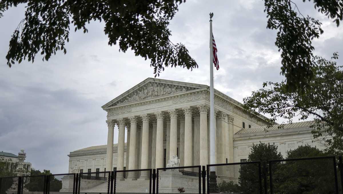 SCOTUS upholds law used to prosecute people who encourage illegal ...