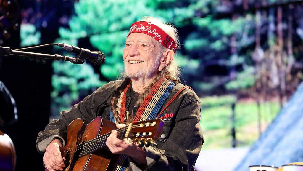 Willie Nelson celebrated at starstudded 90th birthday concert