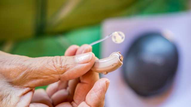 Study: Hearing aids may significantly cut your risk of dementia - Vimarsana News