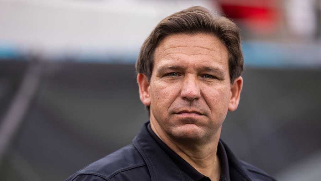 DeSantis signs bill implementing changes to Lee County Tourist Development Council