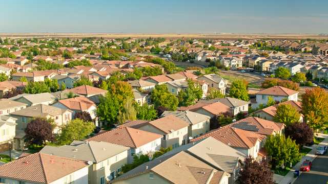 Sacramento housing market for July 5: Mortgage rates surge above 7% - Vimarsana News