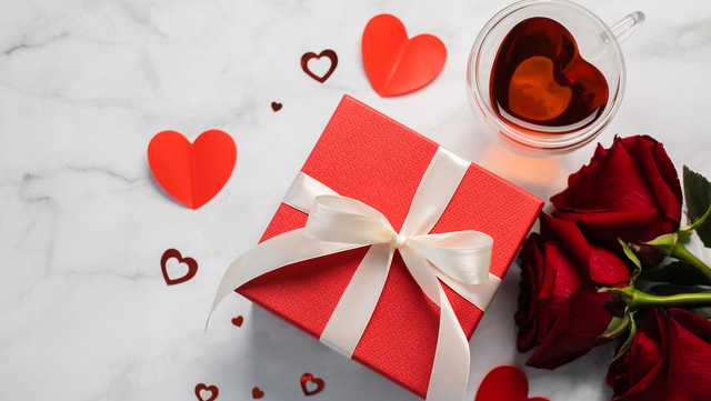 Valentine's Day gifts for him we found on Amazon - Vimarsana News