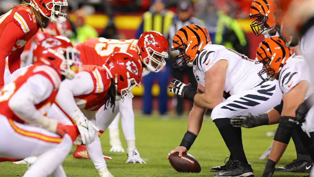 NFL announces Bengals-Chiefs New Year's Eve game, seven other