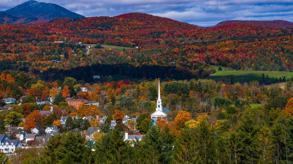Stowe Community Church steeple to be removed for renovation