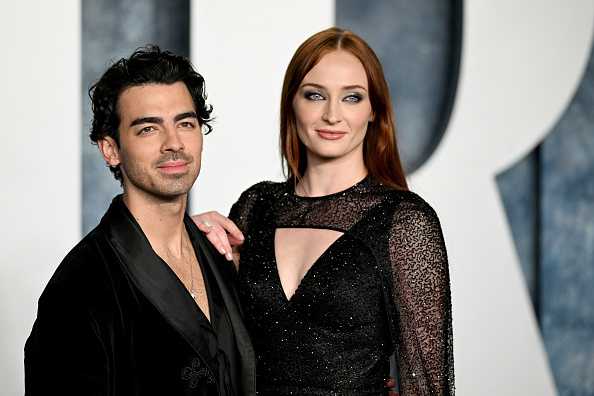 BEVERLY&#x20;HILLS,&#x20;CALIFORNIA&#x20;-&#x20;MARCH&#x20;12&#x3A;&#x20;Joe&#x20;Jonas,&#x20;Sophie&#x20;Turner&#x20;attend&#x20;the&#x20;2023&#x20;Vanity&#x20;Fair&#x20;Oscar&#x20;Party&#x20;Hosted&#x20;By&#x20;Radhika&#x20;Jones&#x20;at&#x20;Wallis&#x20;Annenberg&#x20;Center&#x20;for&#x20;the&#x20;Performing&#x20;Arts&#x20;on&#x20;March&#x20;12,&#x20;2023&#x20;in&#x20;Beverly&#x20;Hills,&#x20;California.&#x20;&#x28;Photo&#x20;by&#x20;Lionel&#x20;Hahn&#x2F;Getty&#x20;Images&#x29;