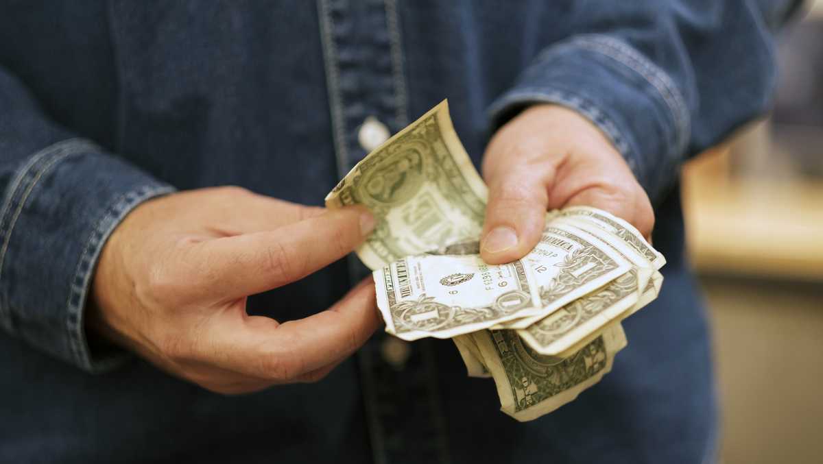 New York State minimum wage to increase in 2026