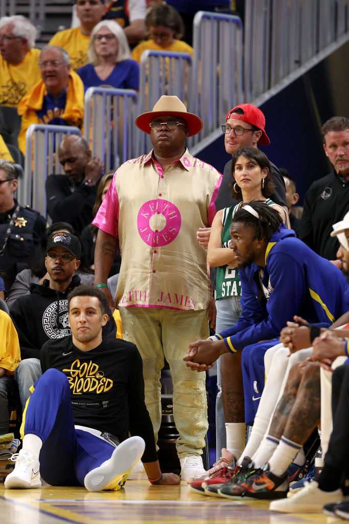 E-40 at the Warriors game  Stephen curry, Warriors game, Curry