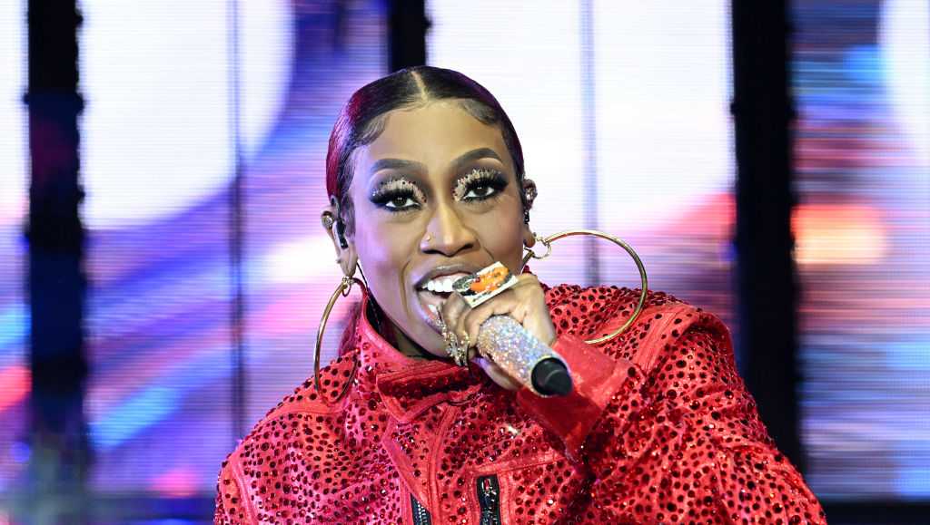 Video Missy Elliott inducted into Rock and Roll hall of Fame - ABC News