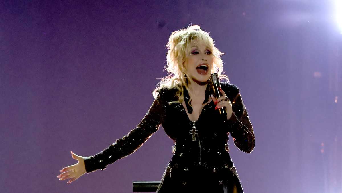 Dolly Parton to perform at Thanksgiving Day halftime show