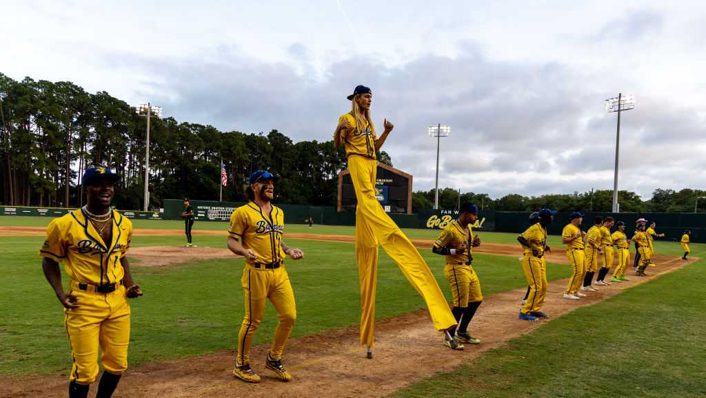 Guardians to host Savannah Bananas at Progressive Field in 2024