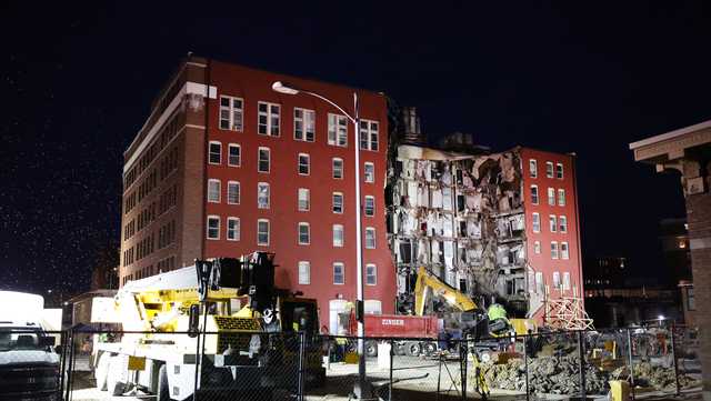 Lawsuit filed after bodies recovered at Iowa apartment collapse - Vimarsana News