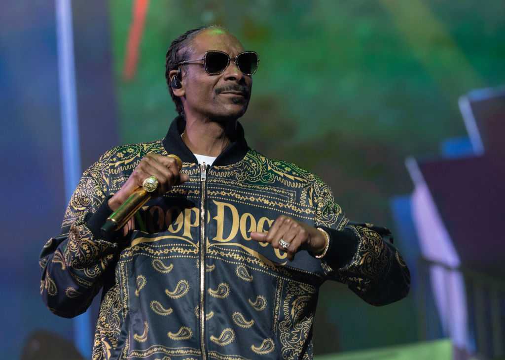 Snoop Dogg Says He Is Giving Up Smoking