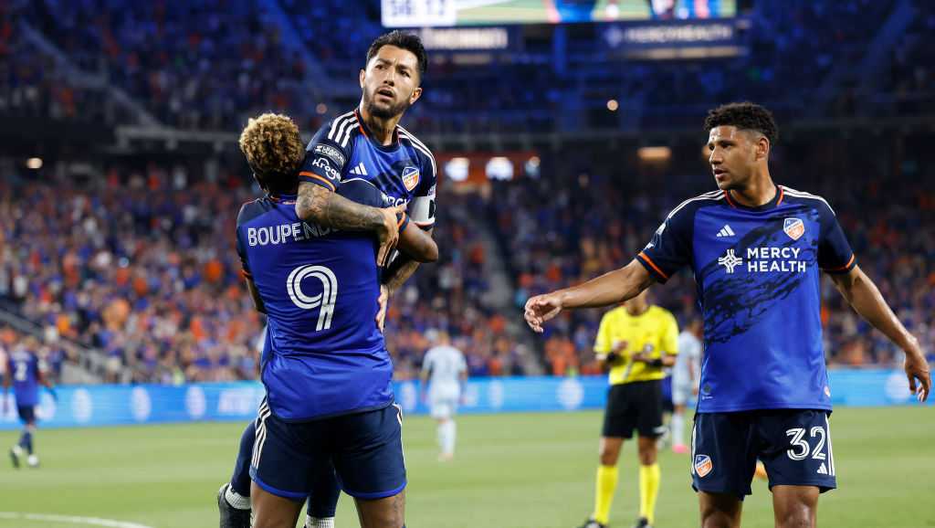 RECAP  FC Cincinnati clinch playoff spot behind late Acosta and