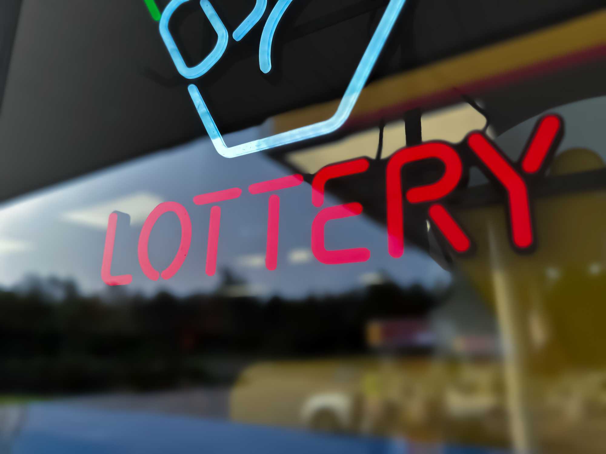 Man dumpster-dives for lottery ticket, wins $100,000