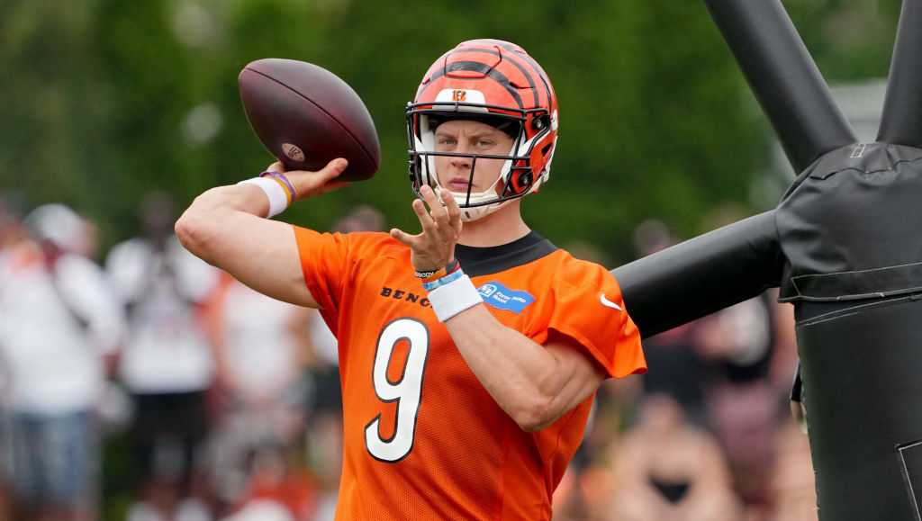 Bengals QB Joe Burrow becomes NFL's highest-paid player - Vimarsana News