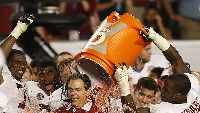 Alabama's 2011 BCS trophy shattered during A-Day weekend festivities 