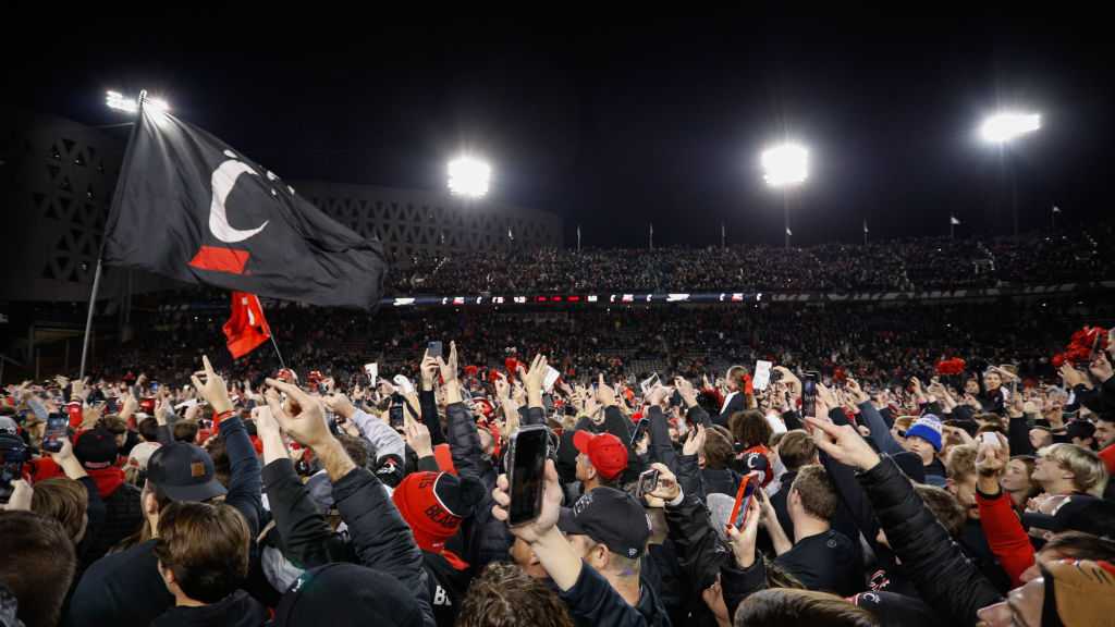 Football Season Tickets On Sale Now - University of Cincinnati Athletics