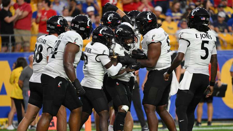 Kiner, Defense Propel Cincinnati Past Pitt, 27-21 - University of Cincinnati  Athletics