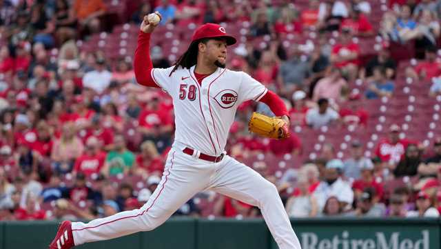 Reds trade Luis Castillo to Seattle Mariners - Vimarsana News