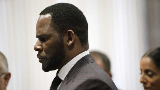 Prosecutors rest in R. Kelly’s trial-fixing, child porn case