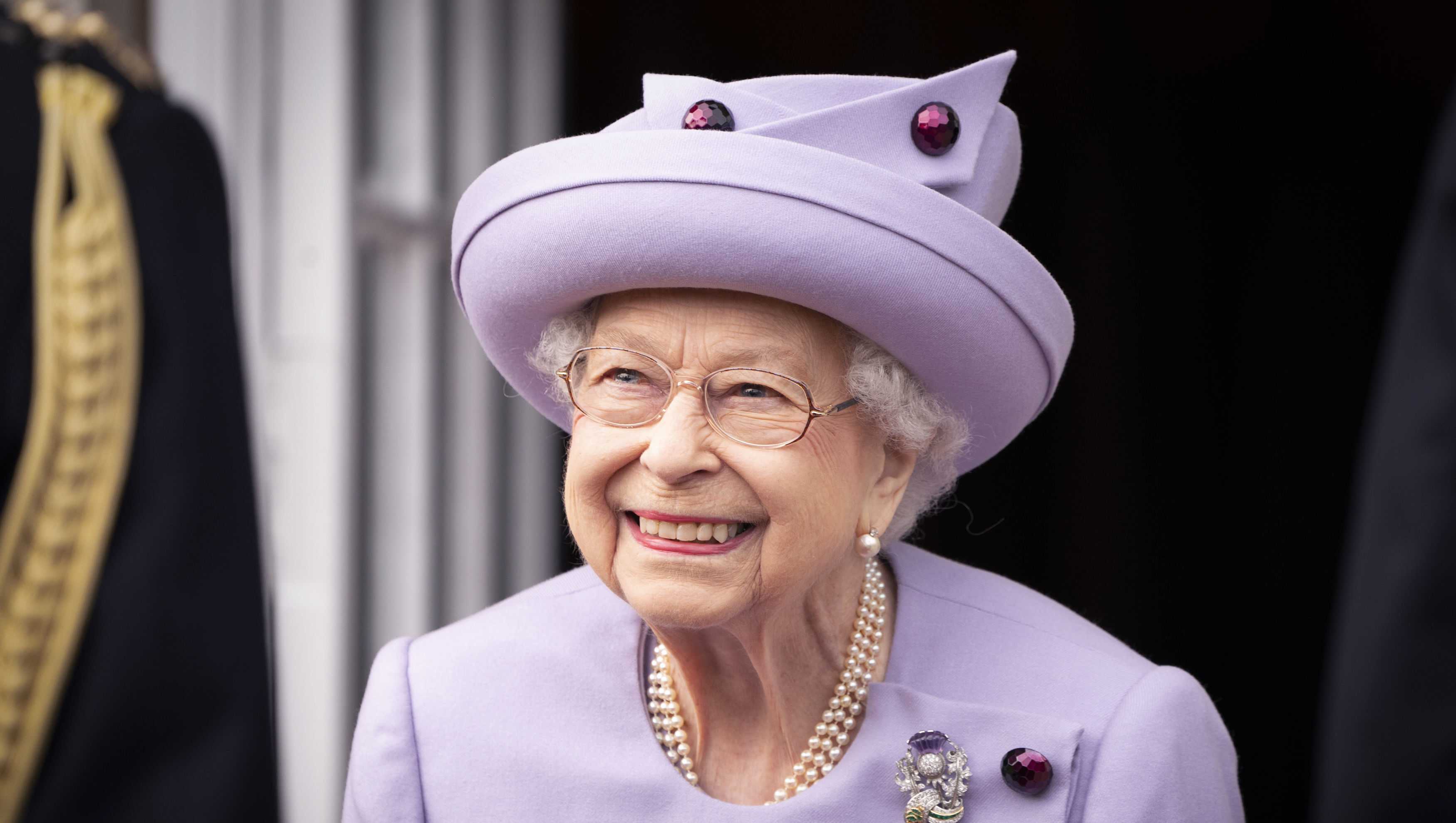 Queen Elizabeth dies at age 96 - Vimarsana News
