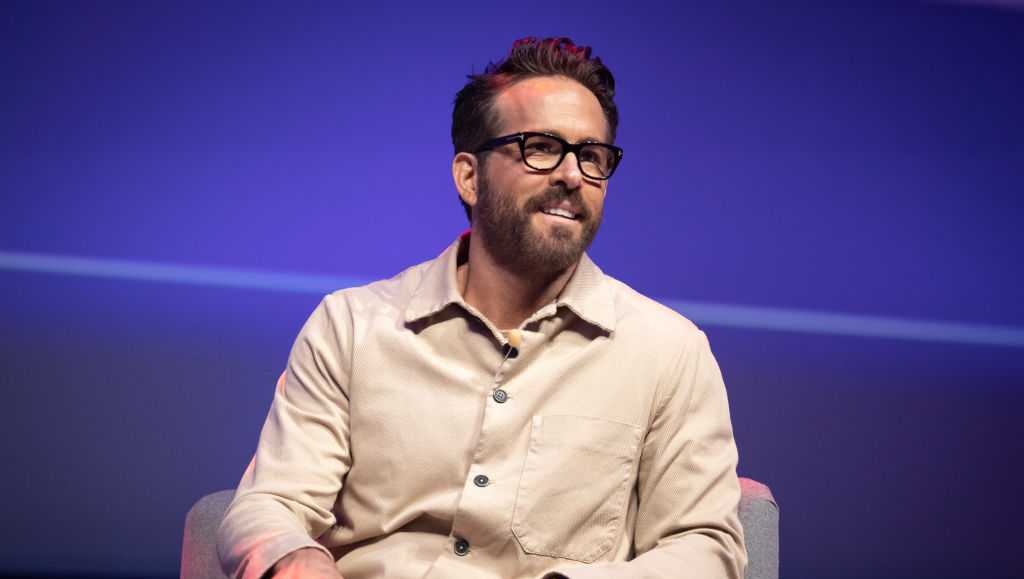 Ryan Reynolds and Rob McElhenney Share Their Colonoscopy Footage - Vimarsana News