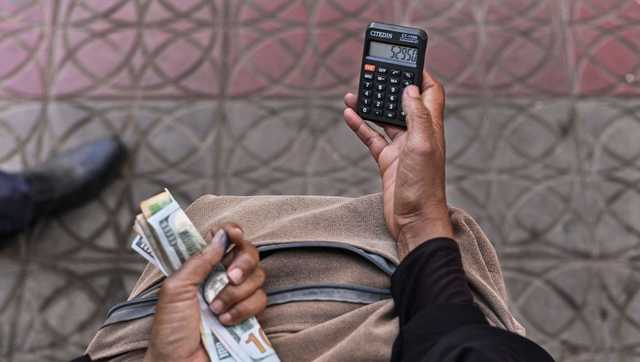 Finance expert explain much money you should save by age 30 - Vimarsana News