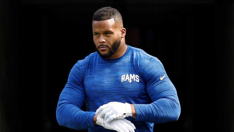 aaron donald without a shirt