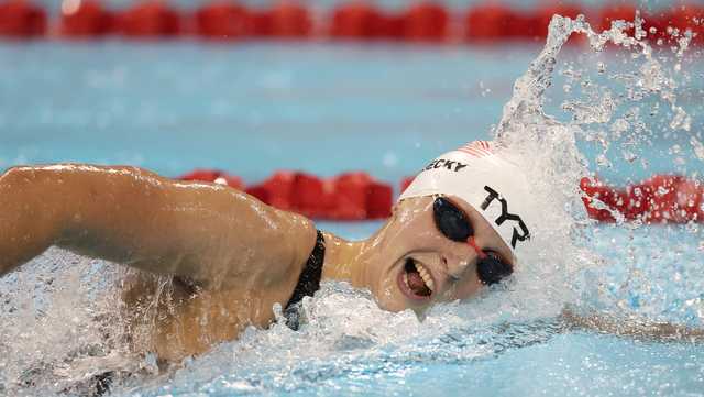 Swimming in 1,500-meter freestyle, Katie Ledecky sets new record - Vimarsana News