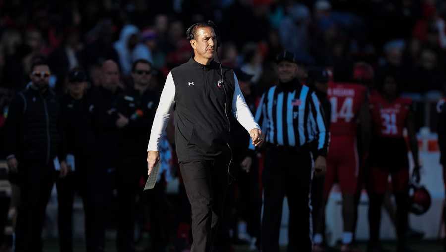 CINCINNATI, OHIO - NOVEMBER 25: Head coach Luke Fickell of the Cincinnati Bearcats looks on in the fourth quarter against the Tulane Green Wave at Nippert Stadium on November 25, 2022 in Cincinnati, Ohio. (Photo by Dylan Buell/Getty Images)