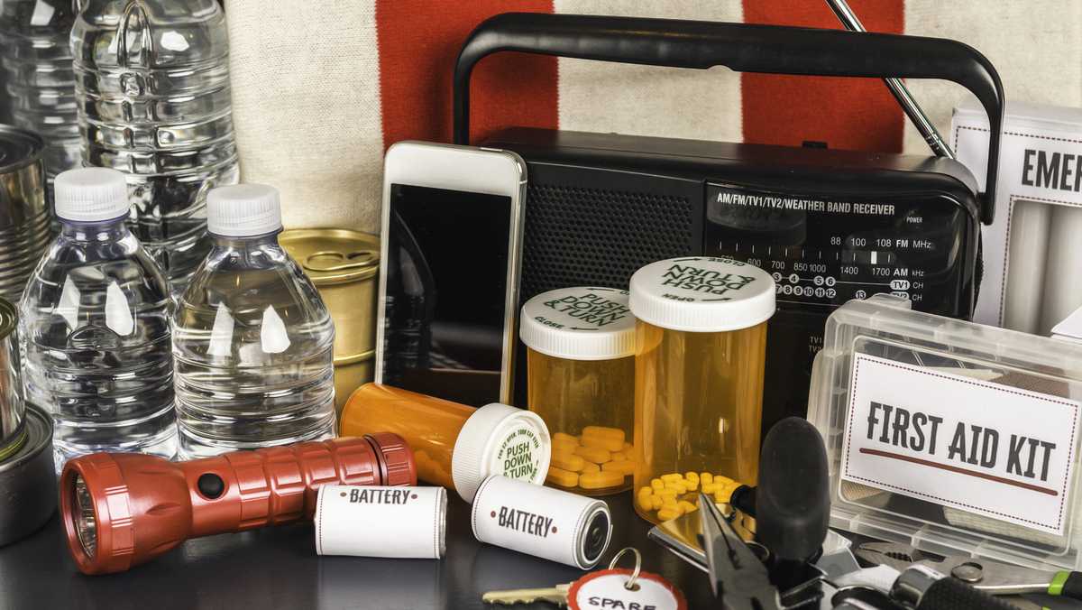 How to report Northern California outages, get emergency alerts