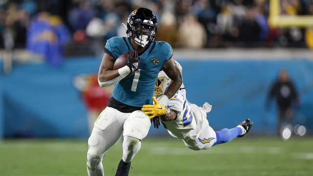 Jacksonville Jaguars win Wild Card playoff game against Chargers