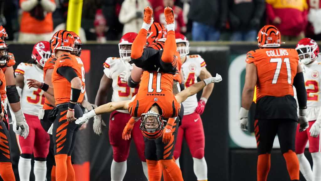 Bengals announce re-signing of wide receiver/punt returner Taylor