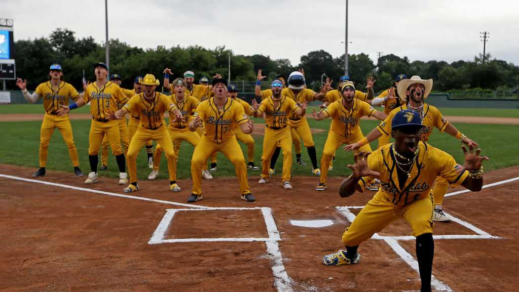 Viral baseball sensation Savannah Bananas is coming to Cincinnati in June 2025