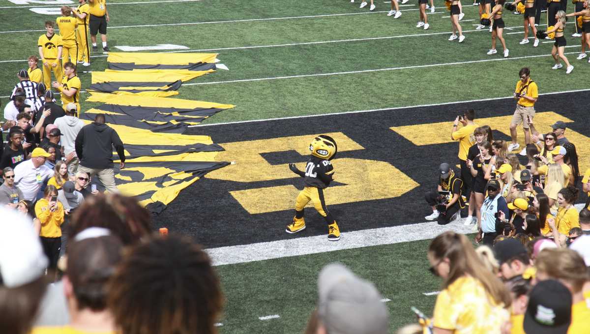 Iowa-Purdue kickoff time announced on Peacock