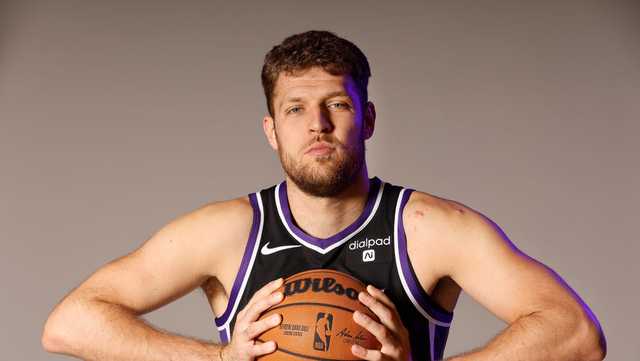 Sasha Vezenkov shines, but Sac Kings open preseason with loss to Raptors - Vimarsana News