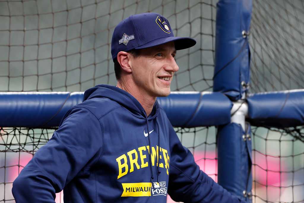 Cleveland Guardians Interview Brewers Manager Craig Counsell, AP Source ...