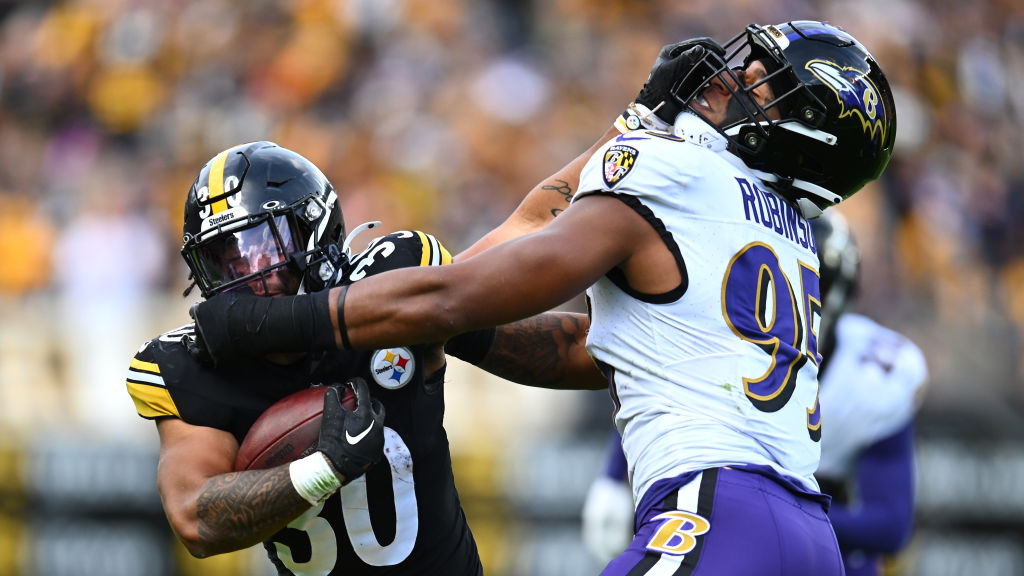 SportsReport: Steelers-Ravens Thanksgiving Game Postponed