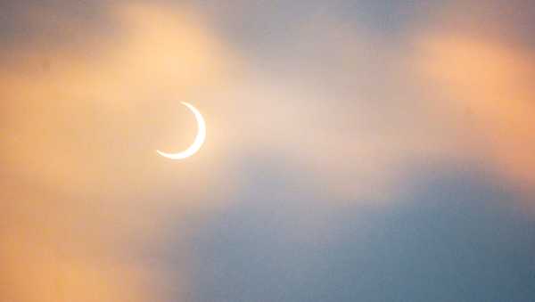 SAN SALVADOR, EL SALVADOR - 2023/10/14: A partial solar eclipse is seen in San Salvador. (Photo by Camilo Freedman/SOPA Images/LightRocket via Getty Images)