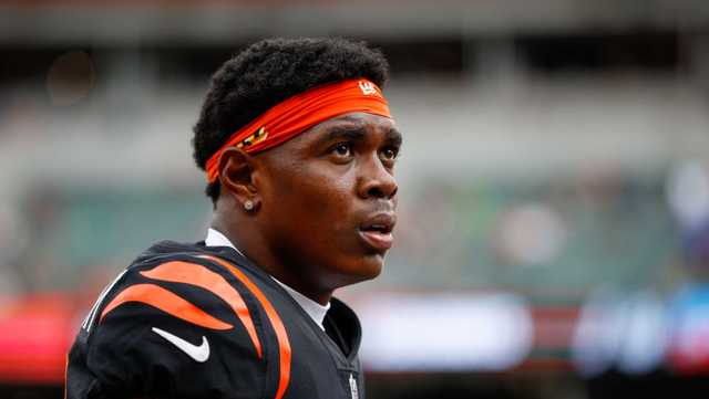 Bengals' Taylor-Britt visits Loveland BBQ joint, takes in Milford game before West Coast trip - Vimarsana News