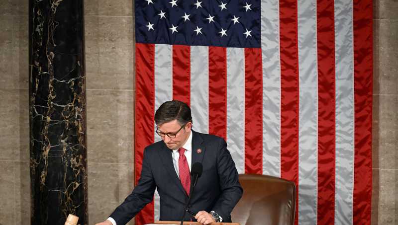 LIVE: New Congress convenes as Mike Johnson tries to retain his House speaker role