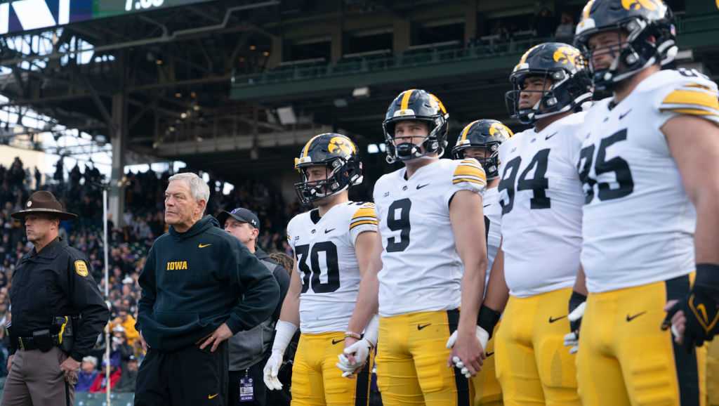 How to watch and livestream Iowa football vs. Rutgers