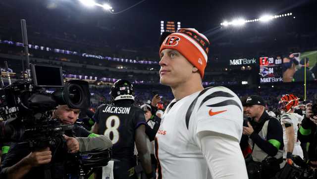 Bengals QB Joe Burrow exits Ravens game with sprained wrist - Vimarsana News