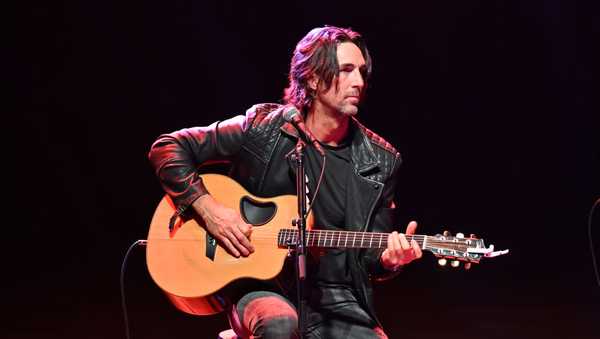 ATLANTA, GEORGIA - NOVEMBER 30: Singer Jake Owen performs onstage during New Country 101.Five Country Close Up at The Eastern on November 30, 2023 in Atlanta, Georgia. (Photo by Paras Griffin/Getty Images)