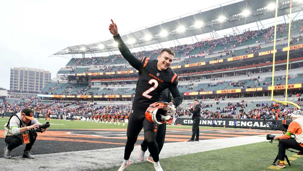 Bengals agree to terms on extension with kicker Evan McPherson; reported to  be worth $16.6M