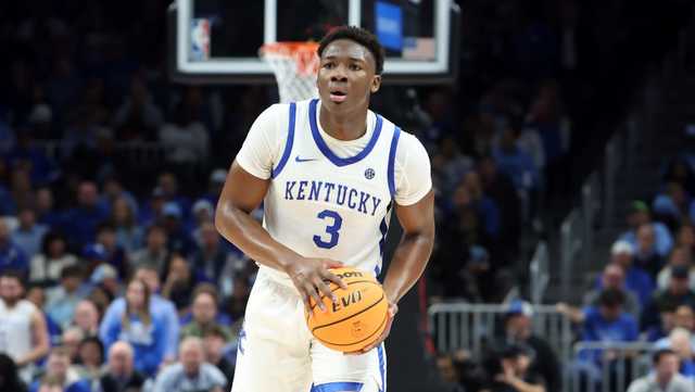 Adou Thiero signs with Razorbacks - Vimarsana News