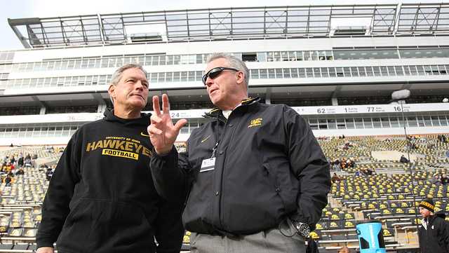 Hawkeyes sports: Athletic director Gary Barta retiring - Vimarsana News